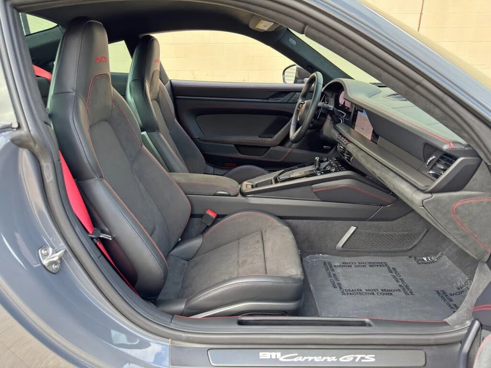 2025 Porsche 992 Carrera GTS - Image 14 of 31