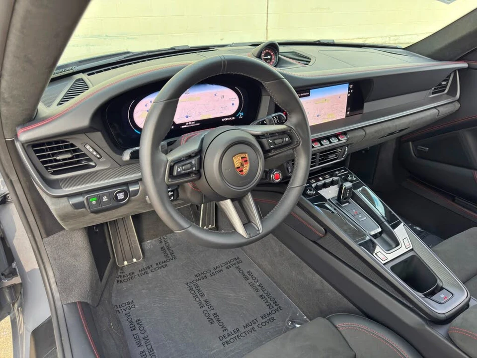 2025 Porsche 992 Carrera GTS - Image 12 of 31