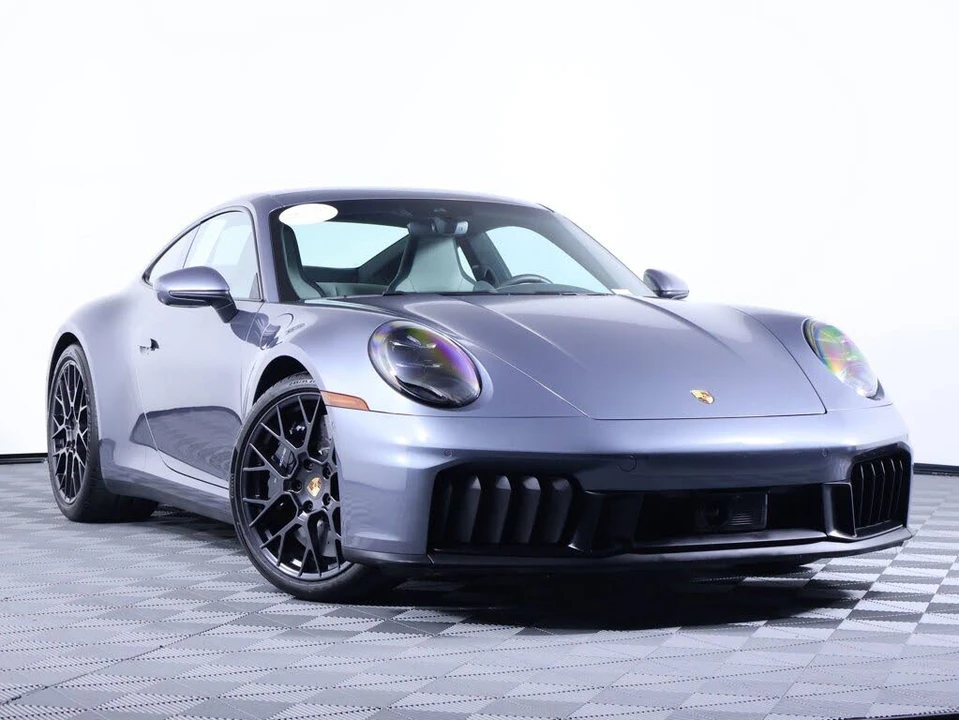 2025 Porsche 992 Carrera GTS - Image 9 of 26