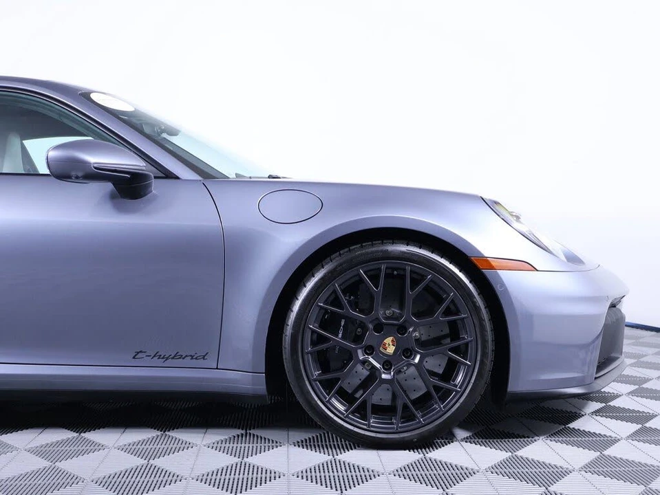 2025 Porsche 992 Carrera GTS - Image 12 of 26