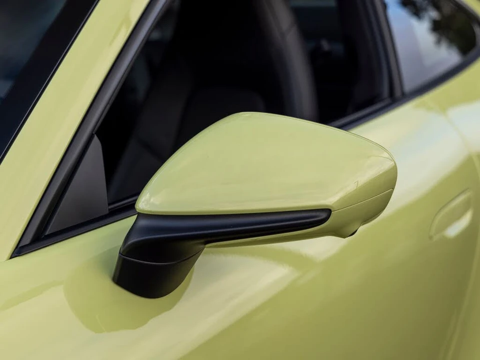 2025 Porsche 992 Carrera GTS - Image 16 of 31