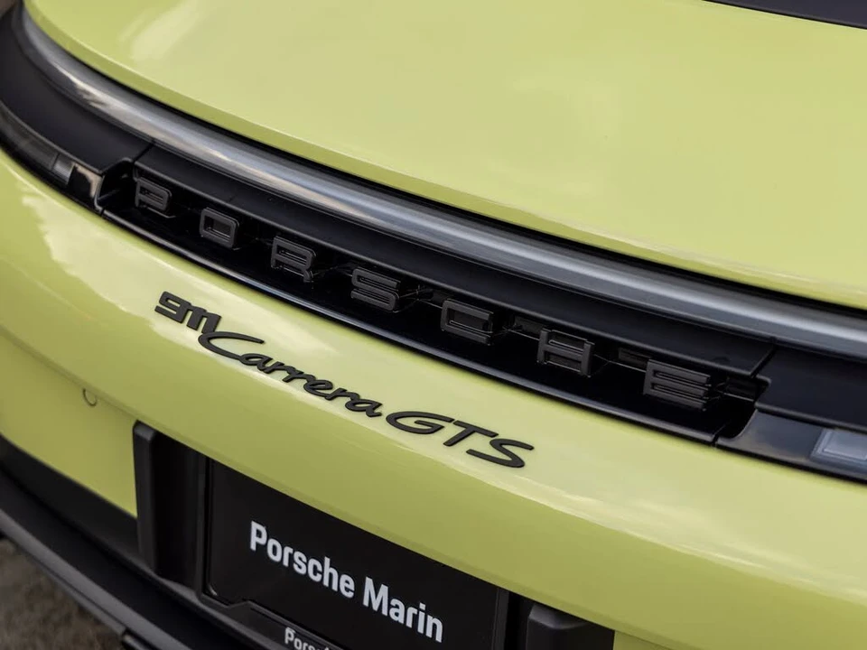 2025 Porsche 992 Carrera GTS - Image 18 of 31