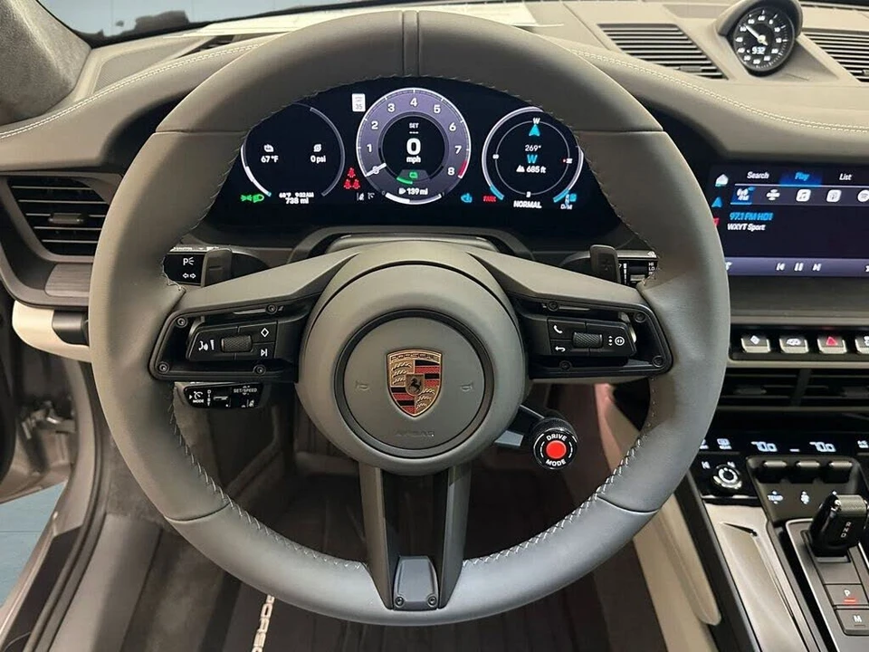 2025 Porsche 992 Carrera GTS - Image 17 of 31