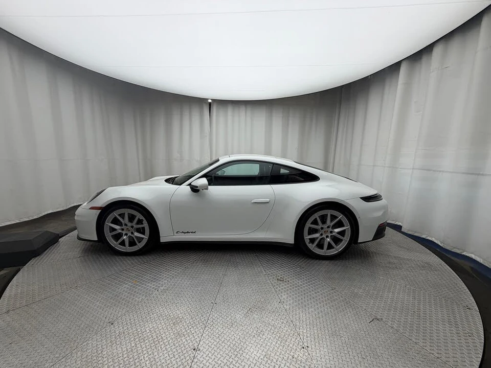 2025 Porsche 992 Carrera GTS - Image 2 of 31