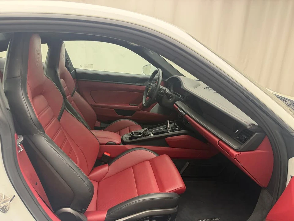 2025 Porsche 992 Carrera GTS - Image 20 of 31