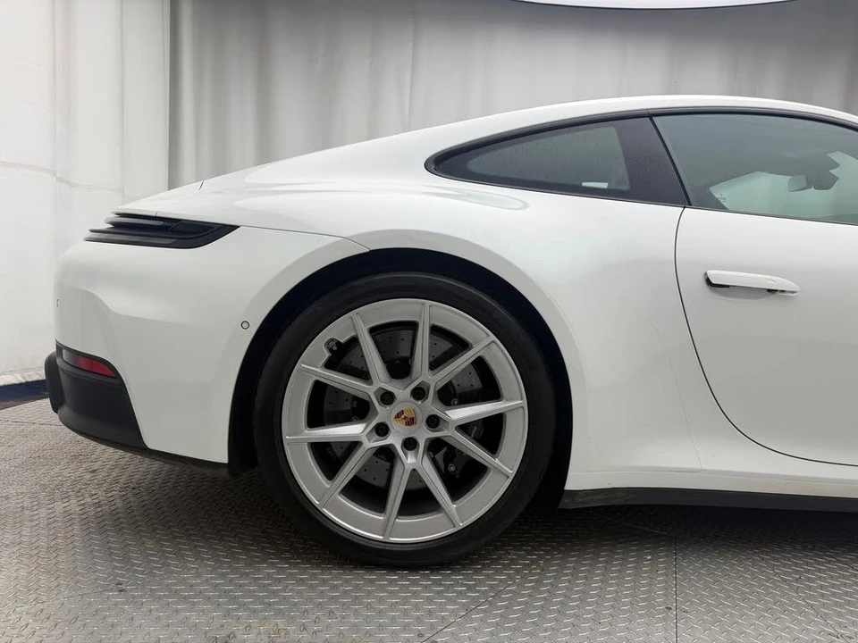2025 Porsche 992 Carrera GTS - Image 12 of 31