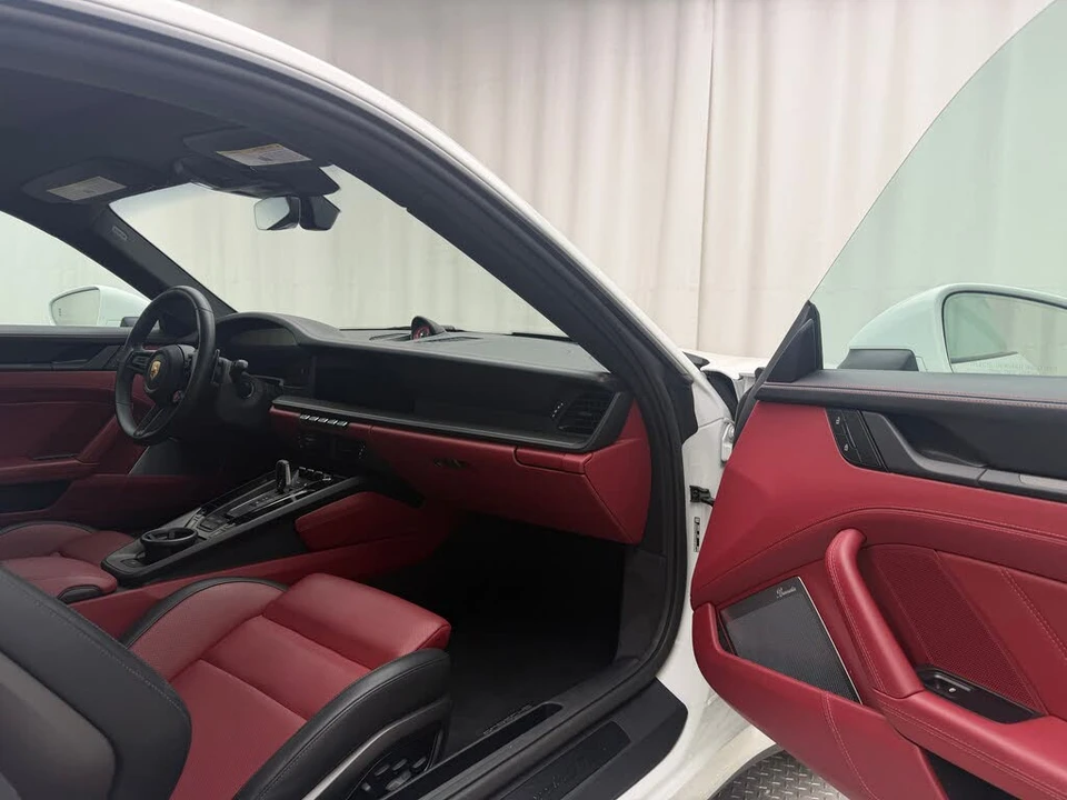 2025 Porsche 992 Carrera GTS - Image 14 of 31