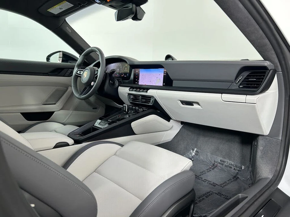 2025 Porsche 992 Carrera GTS - Image 22 of 31