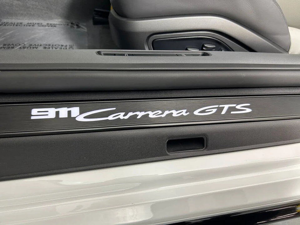 2025 Porsche 992 Carrera GTS - Image 15 of 31
