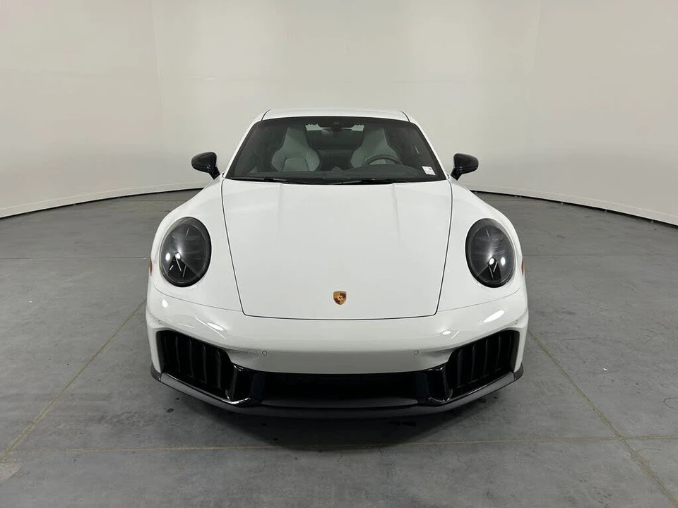 2025 Porsche 992 Carrera GTS - Image 10 of 31