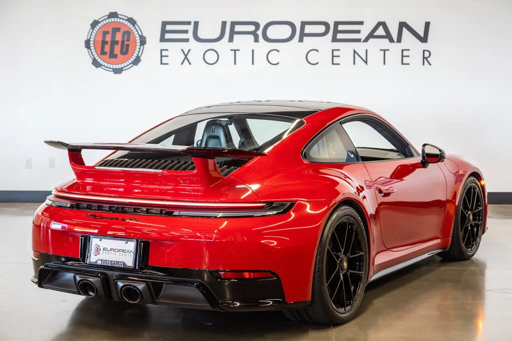2025 Porsche 992 Carrera GTS - Image 10 of 31