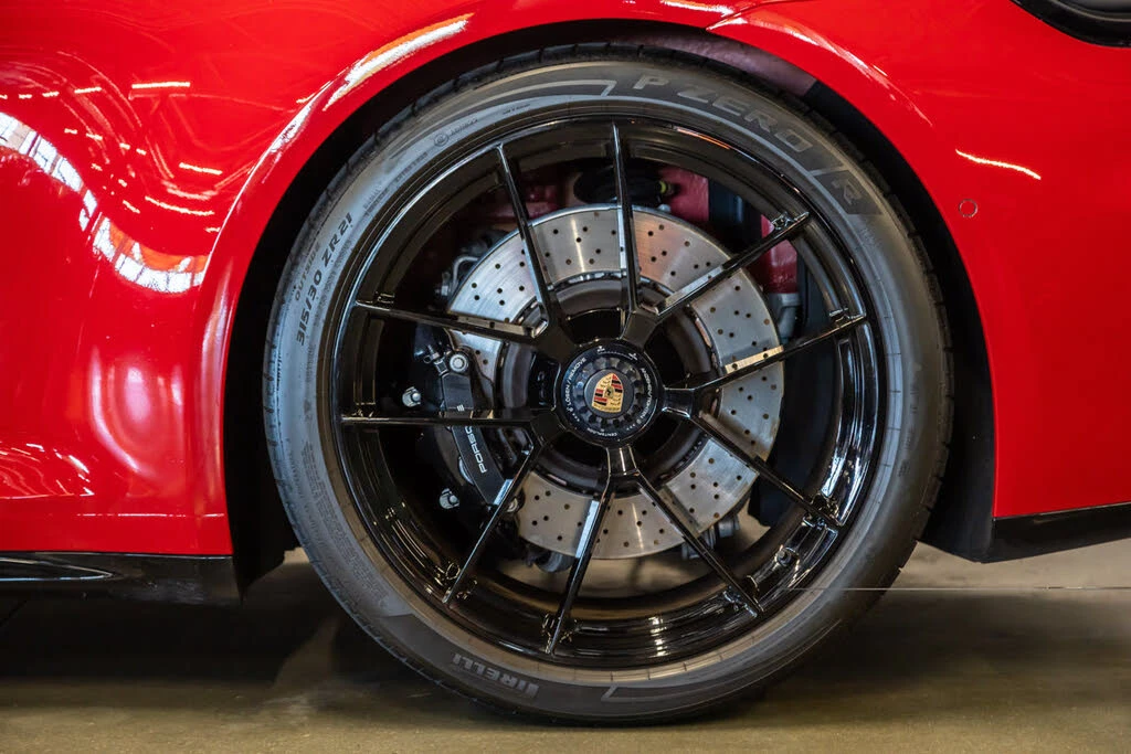 2025 Porsche 992 Carrera GTS - Image 19 of 31