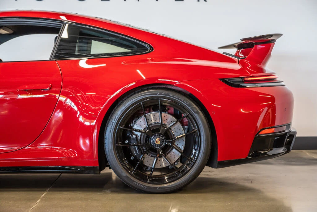 2025 Porsche 992 Carrera GTS - Image 18 of 31