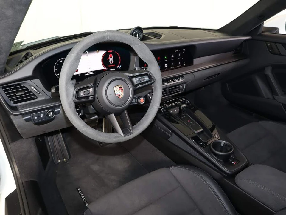 2025 Porsche 992 Carrera GTS - Image 4 of 27