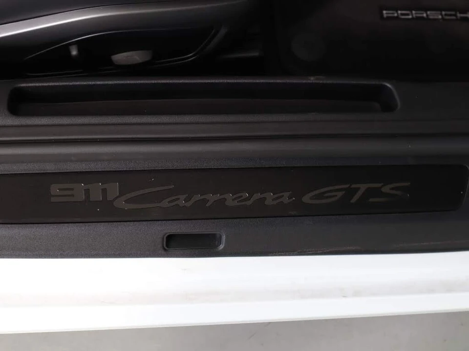 2025 Porsche 992 Carrera GTS - Image 21 of 27