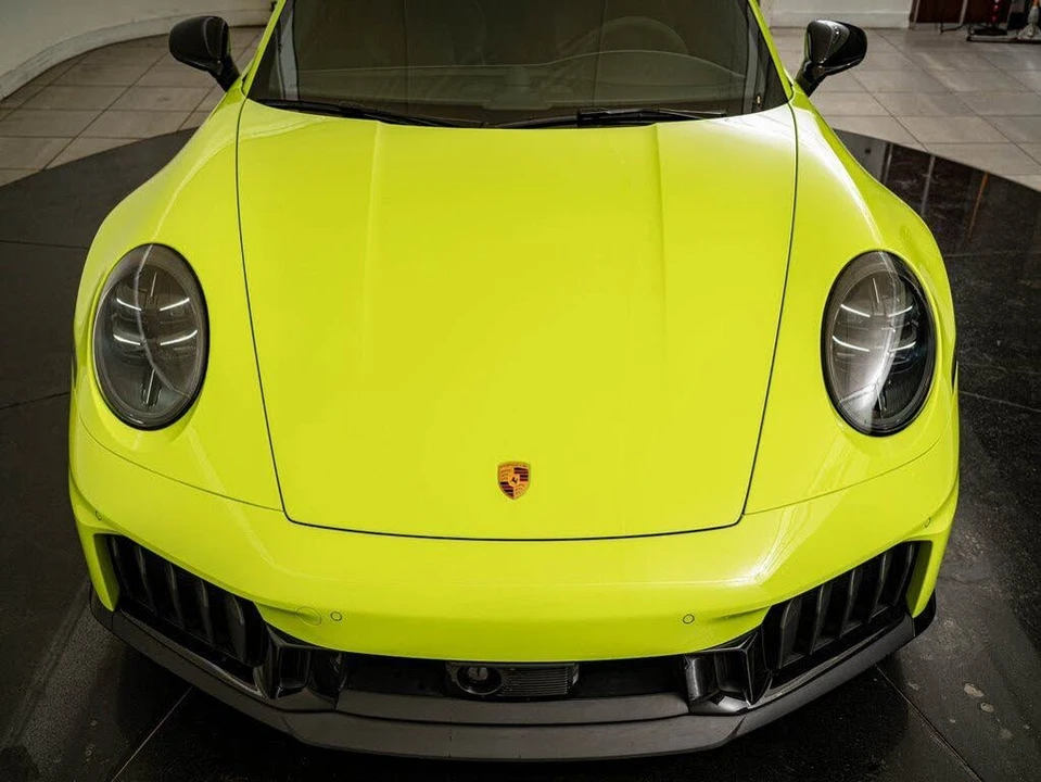 2025 Porsche 992 Carrera GTS - Image 16 of 31
