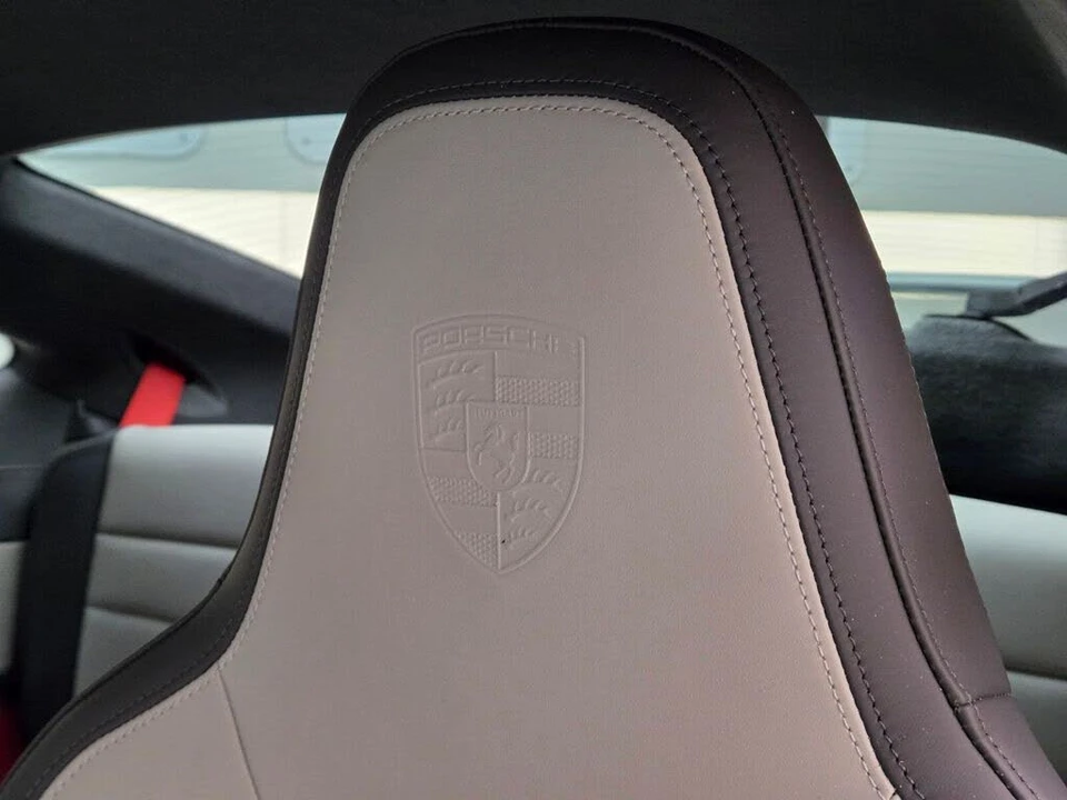 2025 Porsche 992 Carrera GTS - Image 29 of 31