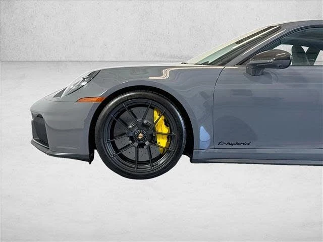 2025 Porsche 992 Carrera GTS - Image 27 of 28