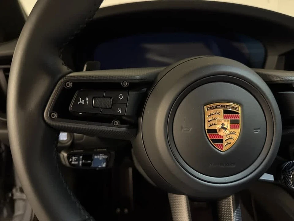 2025 Porsche 992 Carrera GTS - Image 27 of 31