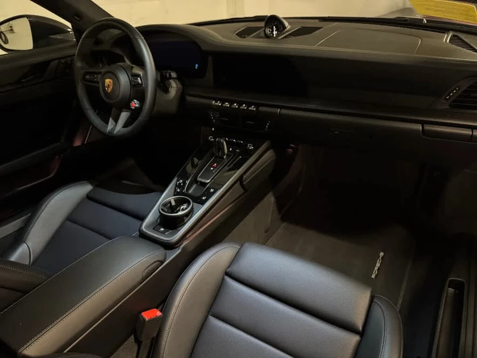 2025 Porsche 992 Carrera GTS - Image 25 of 31