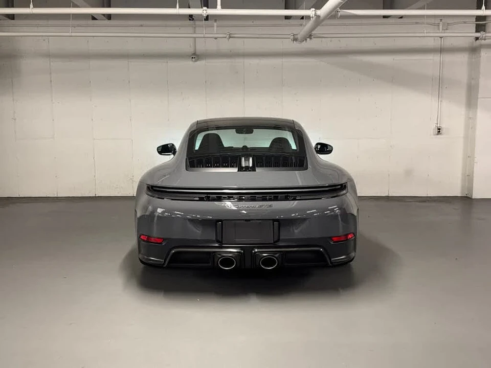 2025 Porsche 992 Carrera GTS - Image 14 of 31