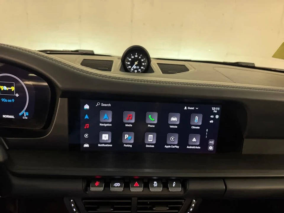 2025 Porsche 992 Carrera GTS - Image 19 of 31