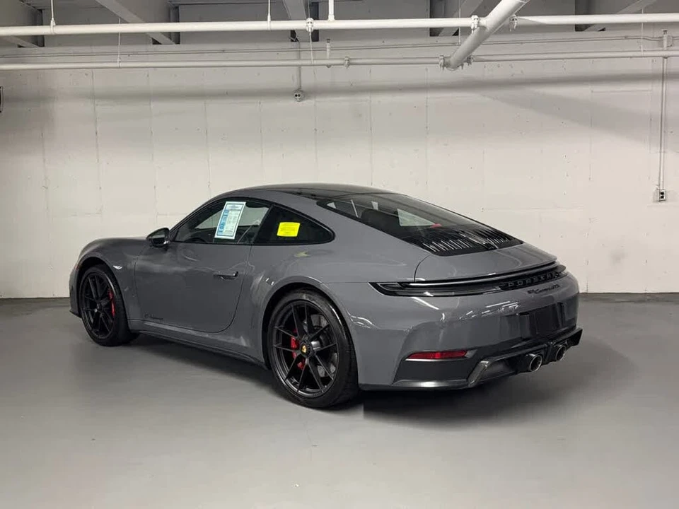 2025 Porsche 992 Carrera GTS - Image 3 of 31