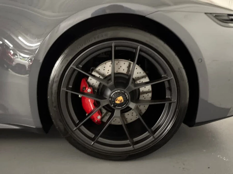 2025 Porsche 992 Carrera GTS - Image 10 of 31