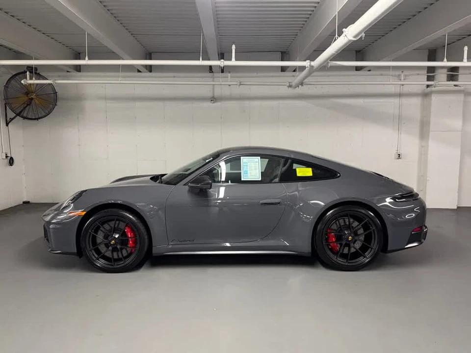 2025 Porsche 992 Carrera GTS - Image 2 of 31