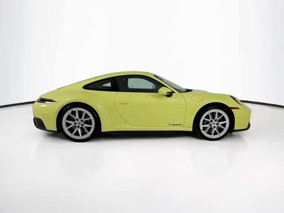 2025 Porsche 992 Carrera GTS - Image 8 of 31
