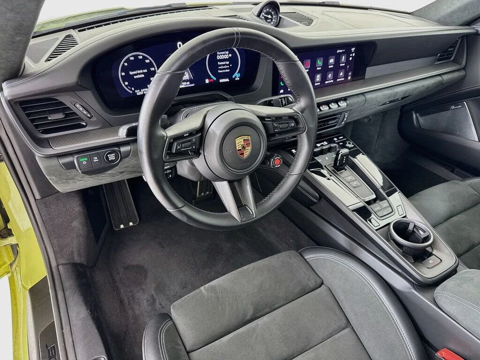 2025 Porsche 992 Carrera GTS - Image 4 of 31