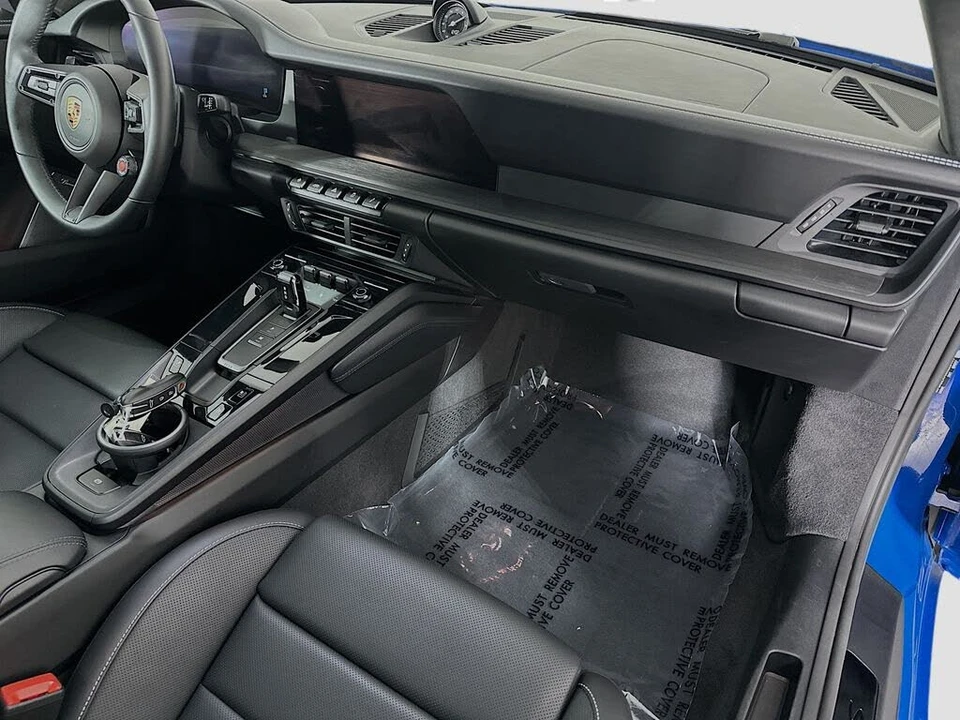 2025 Porsche 992 Carrera GTS - Image 27 of 31