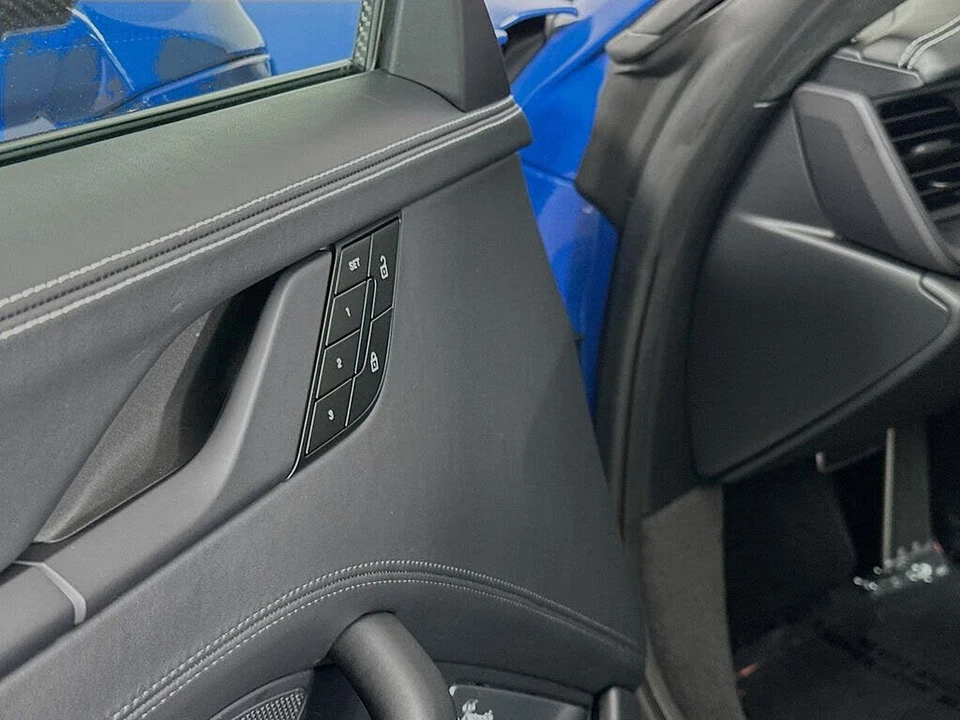 2025 Porsche 992 Carrera GTS - Image 19 of 31