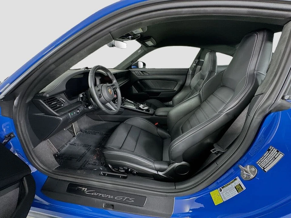 2025 Porsche 992 Carrera GTS - Image 5 of 31