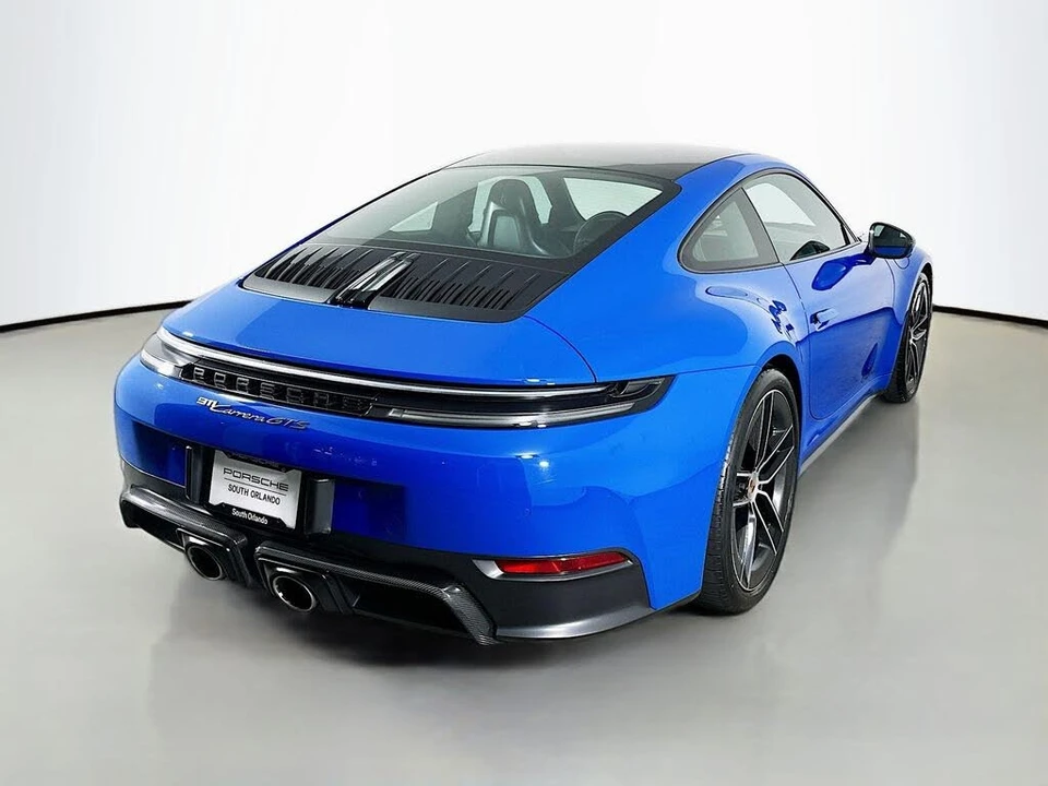 2025 Porsche 992 Carrera GTS - Image 9 of 31
