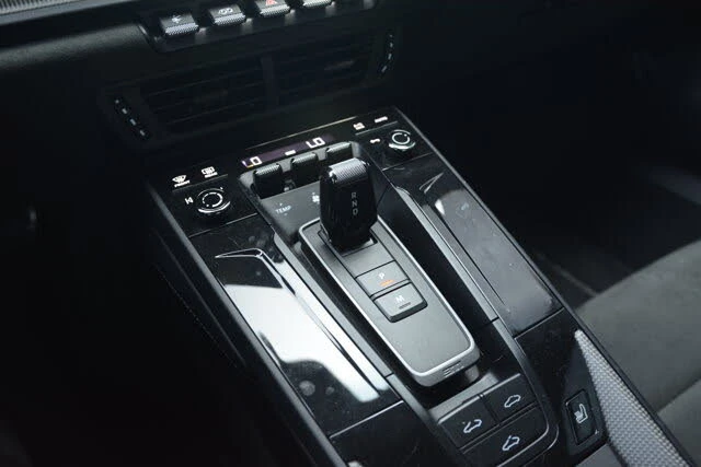 2025 Porsche 992 Carrera GTS - Image 24 of 31