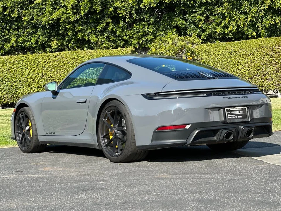 2025 Porsche 992 Carrera GTS - Image 3 of 31