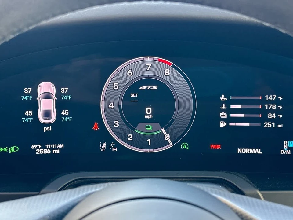 2025 Porsche 992 Carrera GTS - Image 27 of 31