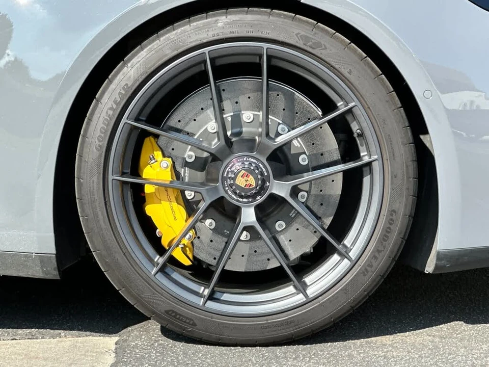 2025 Porsche 992 Carrera GTS - Image 29 of 31