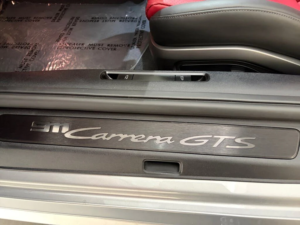 2025 Porsche 992 Carrera GTS - Image 24 of 31