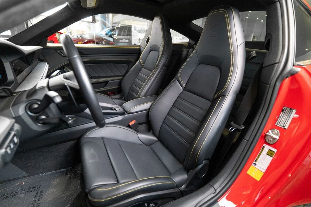 2025 Porsche 992 Carrera GTS - Image 5 of 6