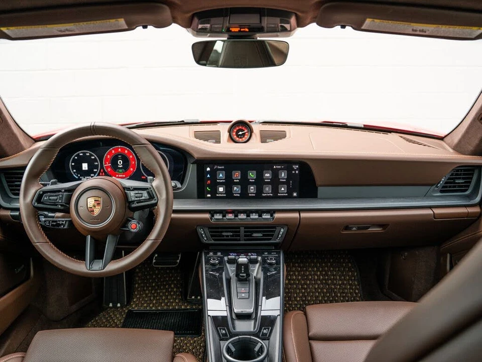 2025 Porsche 992 Carrera GTS - Image 22 of 31