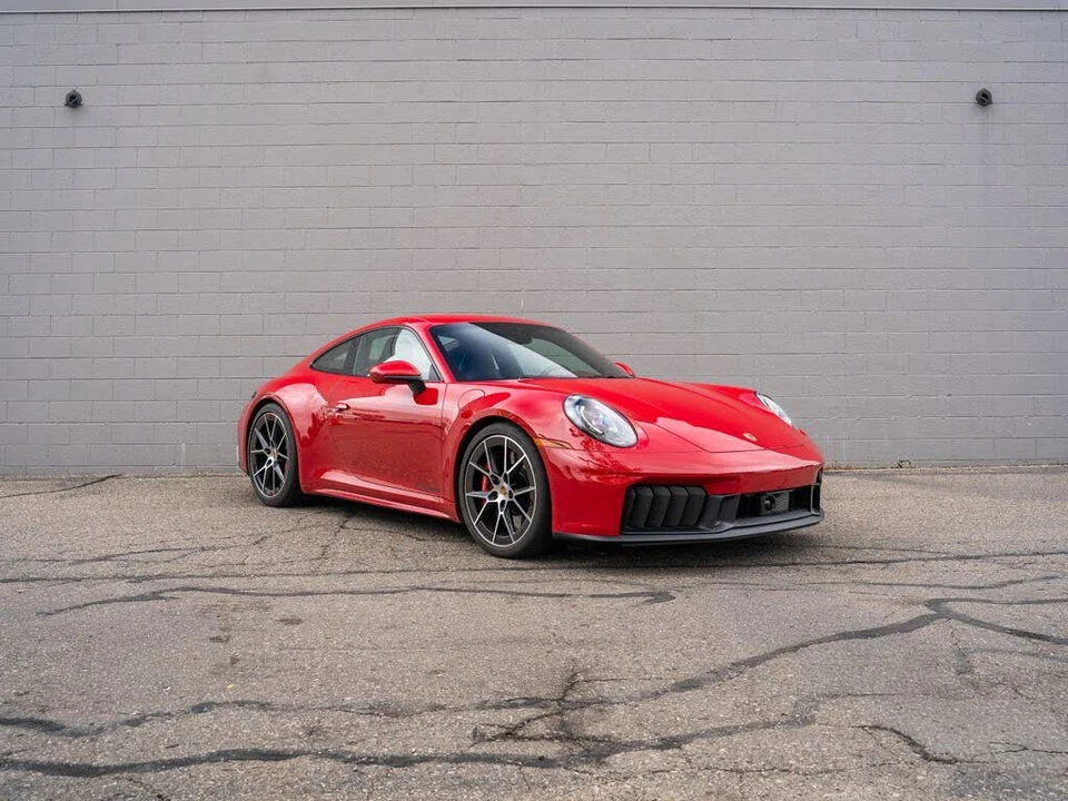2025 Porsche 992 Carrera GTS - Image 9 of 31