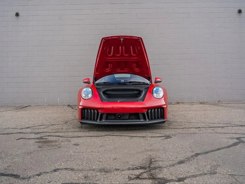 2025 Porsche 992 Carrera GTS - Image 14 of 31