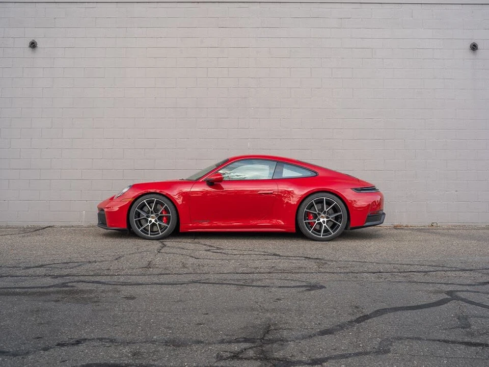 2025 Porsche 992 Carrera GTS - Image 2 of 31