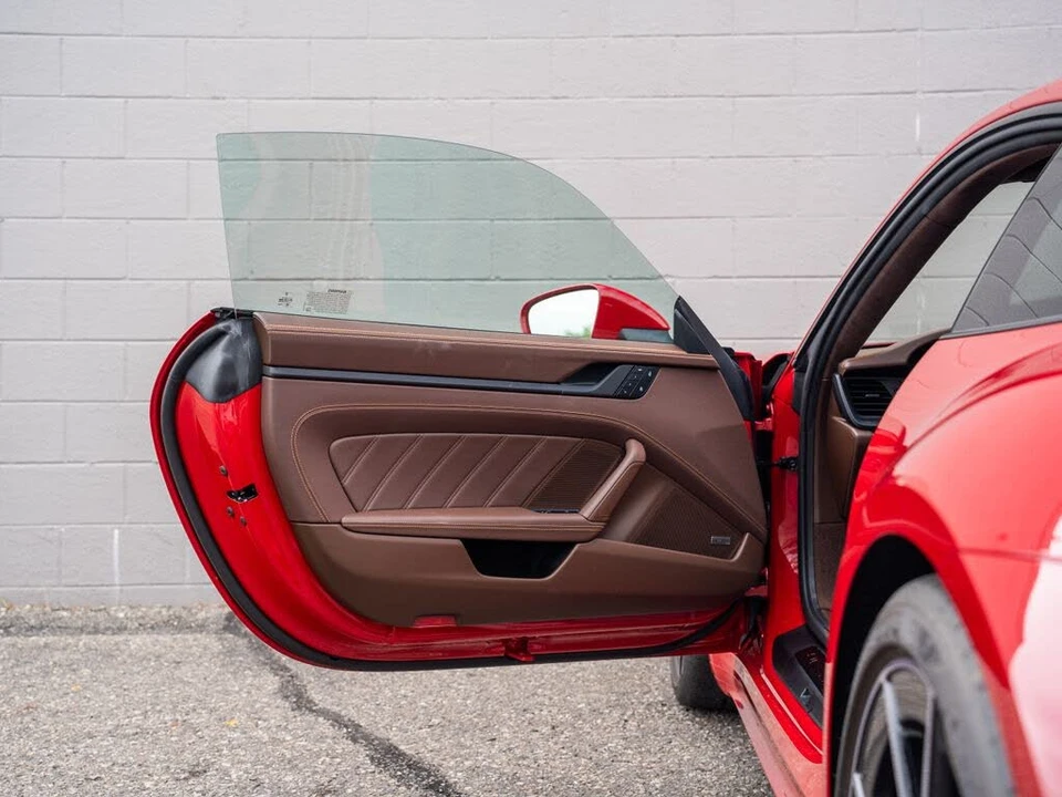 2025 Porsche 992 Carrera GTS - Image 16 of 31