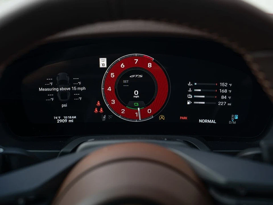 2025 Porsche 992 Carrera GTS - Image 25 of 31