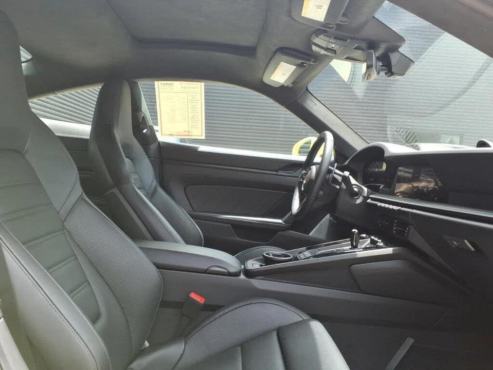 2025 Porsche 992 Carrera GTS - Image 19 of 31
