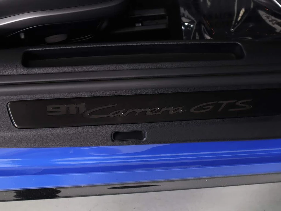2025 Porsche 992 Carrera GTS - Image 21 of 27