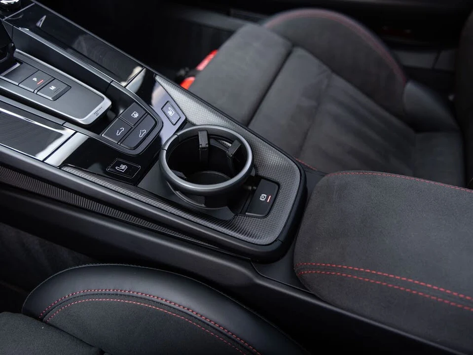2025 Porsche 992 Carrera GTS - Image 19 of 31